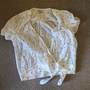 white side tie shirt